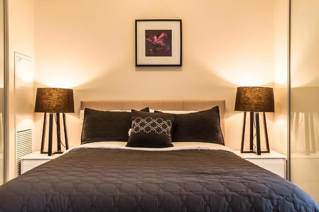 Apartment Reve - Elegant Penthouse Suite Toronto